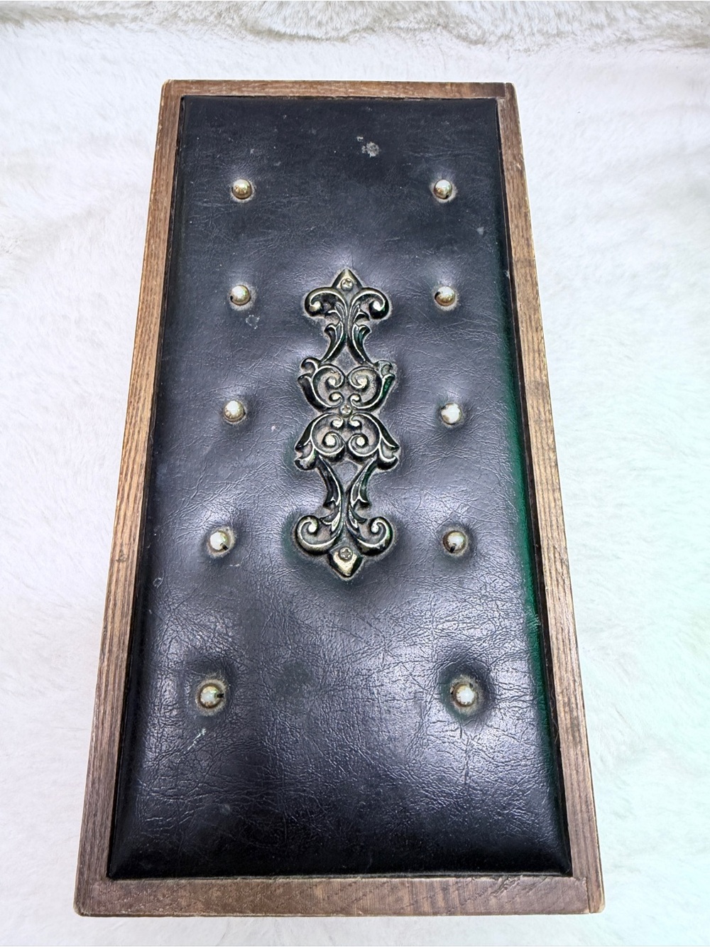 Vintage Black Leather Look & Wood Jewelry Box w/Red Velvet Interior 🔥 - Picture 2 of 6